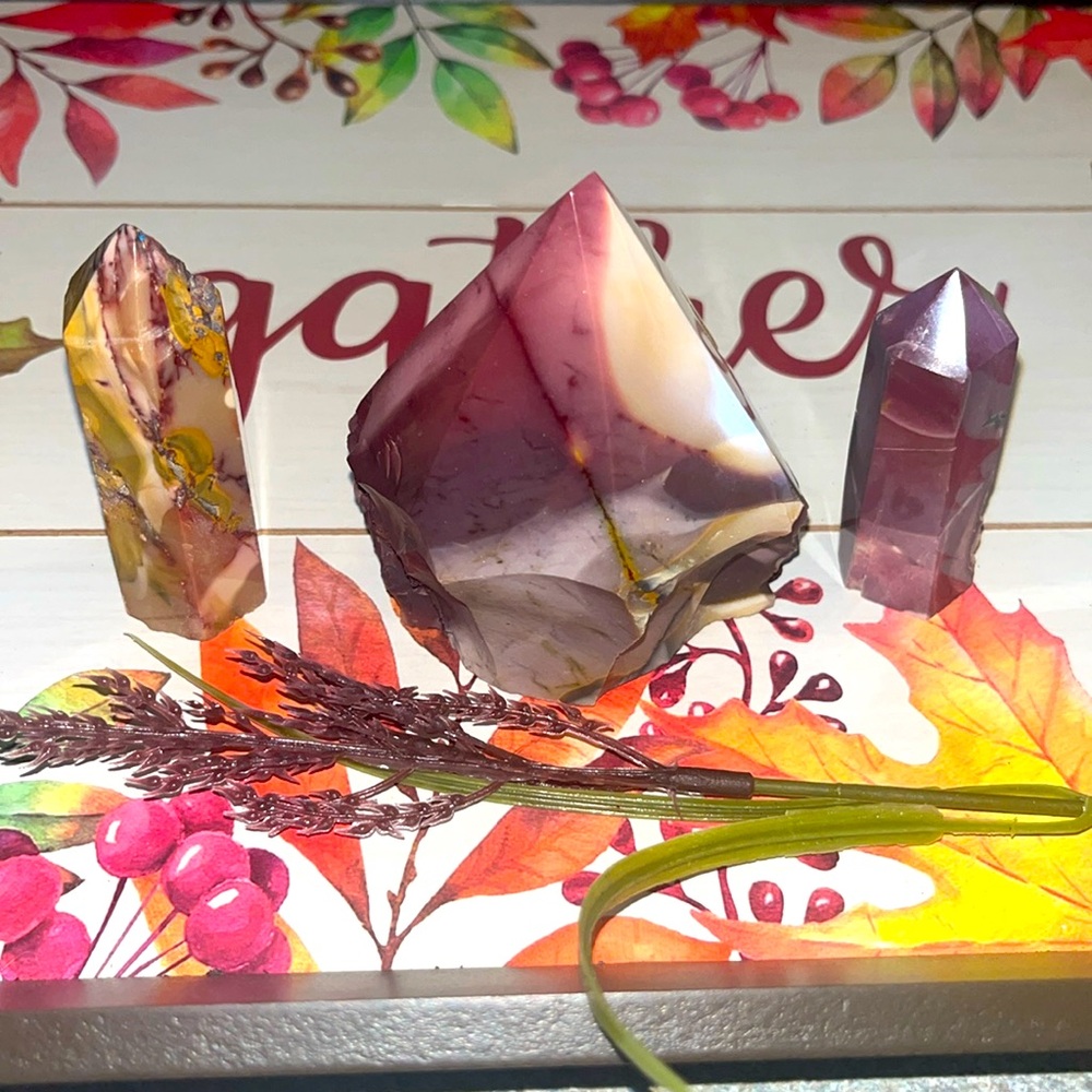 Peaceful MOOKAITE trio unique apart; a powerhouse vibe together.